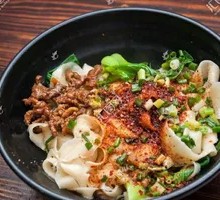 Saozi Oil-Poured Hand-Torn Noodles