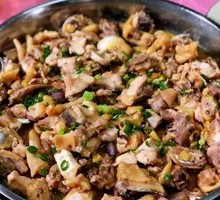 Copper Plate Steamed Chicken