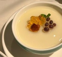 Peach Gum Tofu Pudding