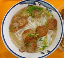 Rice Noodle Rolls with Meat