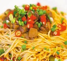 Ginger Stir-Fried Duck Noodles