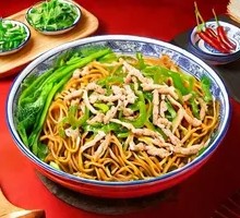 Green Pepper Shredded Pork Noodles