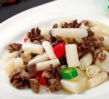 Chicken Offal Stir-fried with Lotus Stem Tips