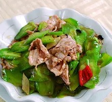 Bitter Melon with Beef