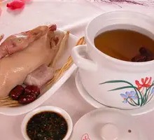 Duck Soup with Tea Tree Mushroom