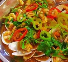 Signature Wooden Basin Clams