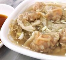 Shrimp and Crab Dumpling Noodle Soup