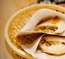 Qin Gege's Roujiamo