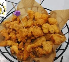 Crispy Chicken, King Oyster Mushroom and Mini Pork Ribs Platter