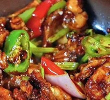 Golden Sizzling Stone Clams