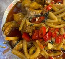 Pickled Bamboo Shoots Stir-Fried Duck Feet