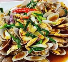 Stir-fried Clams with Ginger and Scallion