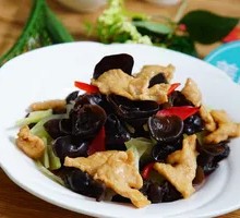 Stir-fried Pork with Wood Ear Mushrooms