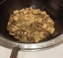 Farmhouse Earth Pot Soup Base