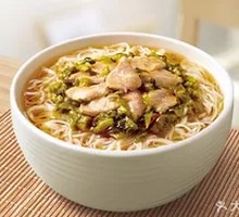 Sour Cabbage Pork Noodles