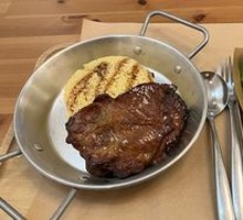 Stone-burned BBQ Pork Rice