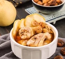 Braised Old Chicken with Pear and Fig
