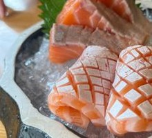 Thick Cut Salmon Belly Sushi