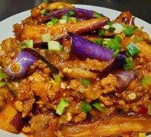 Sauce-Braised Eggplant