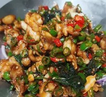 Spicy Frog Legs in Dry Pot