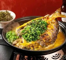 Stewed Guilin Catfish with Yellow Sauce