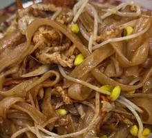 Stir-Fried Beef Rice Noodles