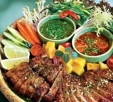 Fourth Point Signature Grilled Double Platter