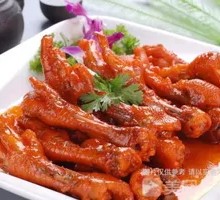 Sauce-Braised Chicken Feet
