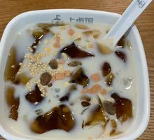 Coconut Red Sugar Ice Jelly