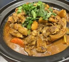 Braised Black Goat in Red Sauce