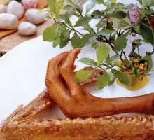 Braised Pork and Chicken Wing Rice