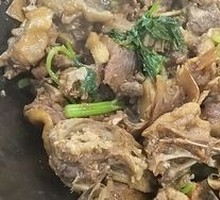 Secret-Recipe Braised Qingyuan Black-brown Goose