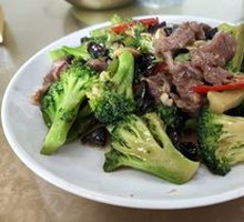 Broccoli Stir-fried with Pork Belly
