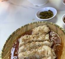 Stir-fried Rice Noodles with Leeks