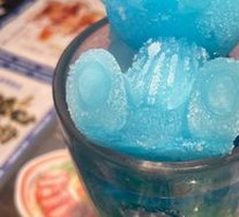 Dream Blue Bear Sparkling Water