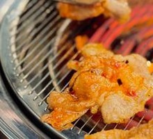 Freshly Sliced Beef with Edge