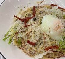 Chanterelle Cream Fettuccine with Hot Spring Egg