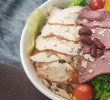 Signature Beef Salad Platter