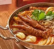 Braised Chicken Feet with Spicy Hot Pot