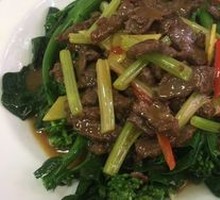 Bok Choy and Beef Stir-Fry with Satay Sauce