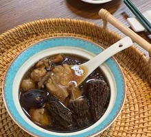 Dried Morel Mushroom, Bird's Nest and Old Chicken Stew