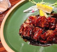 Honey-glazed Black Pig Pork Loin