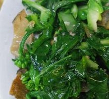 Bok Choy Stir-fried with Dried Fish