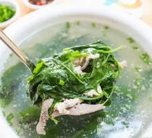 Beef Meatball Soup with Goji Leaves