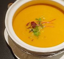 Golden Chestnut Pumpkin Soup