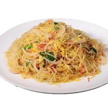 Stir-Fried Rice Noodles with Three Threads