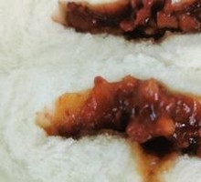 Honey-glazed Barbecue Pork Buns