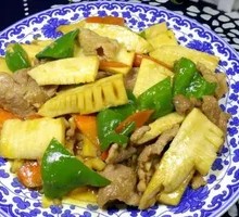 Bamboo Shoots Stir-Fried with Pork