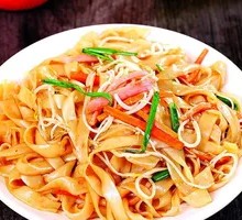 Pickled Cabbage Fried Rice Noodles