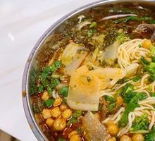 Sour Radish Chicken Offal Noodles